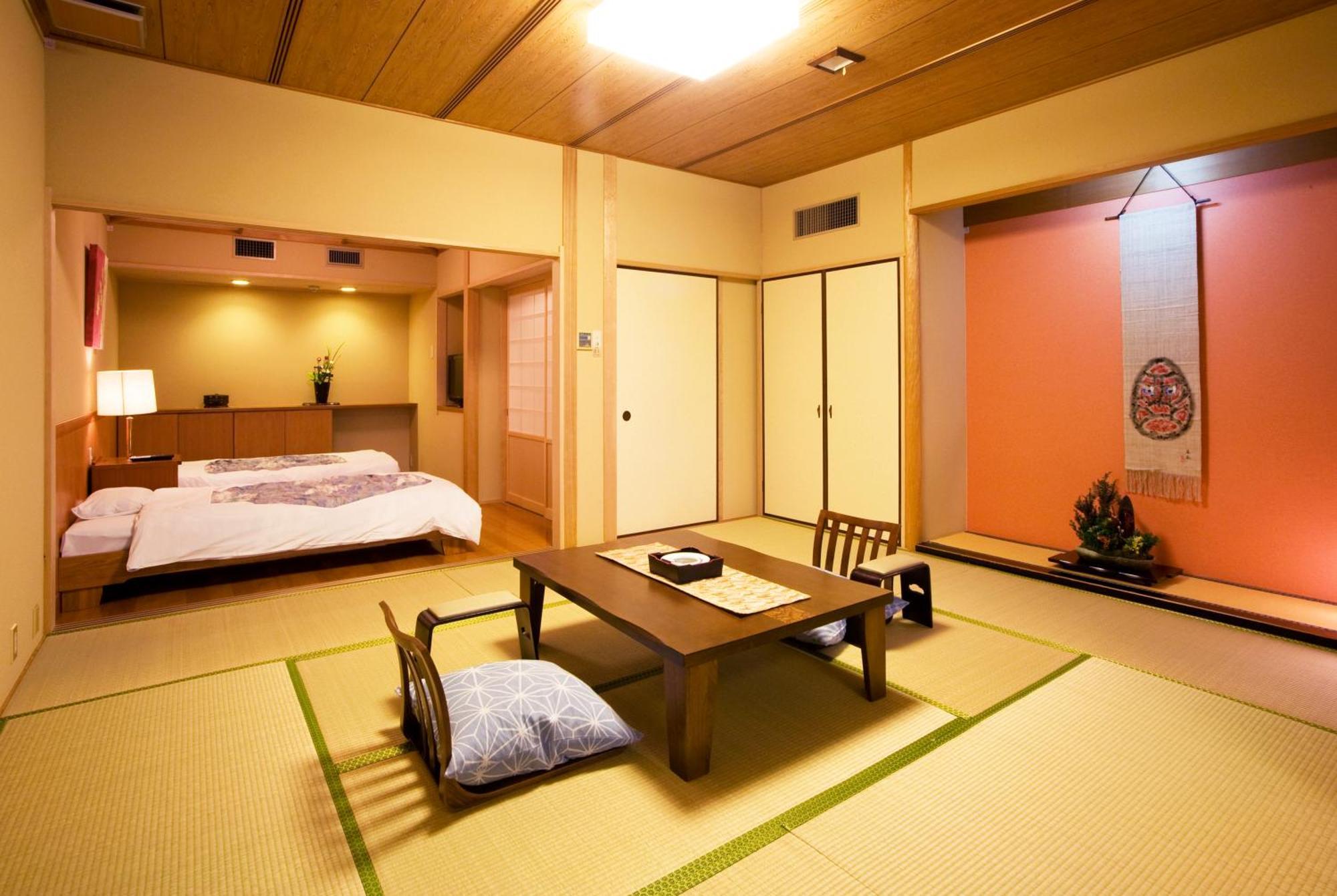 Yumenoi Hotel Himeji Bagian luar foto